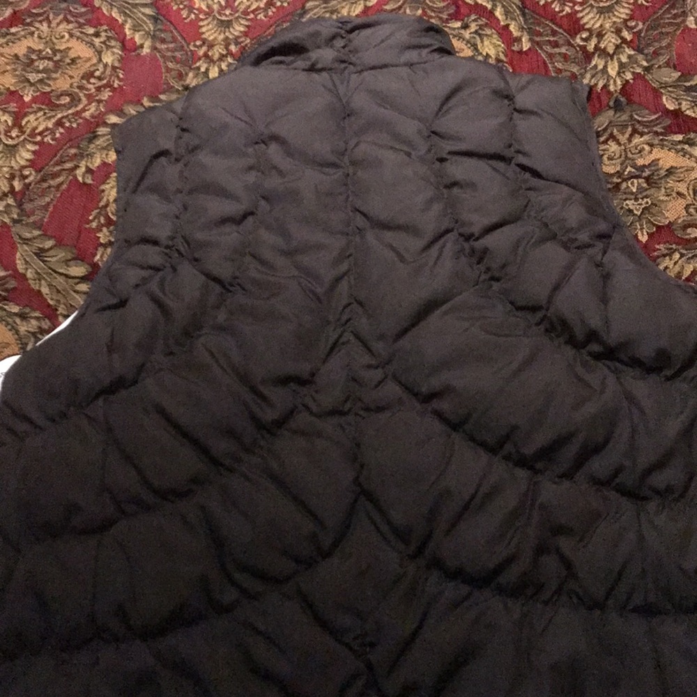 Vest - Picture 4 of 4